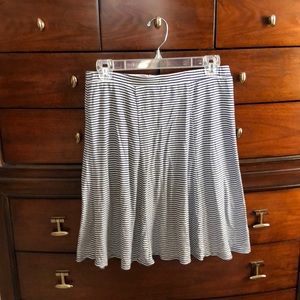 Skater skirt navy and white striped